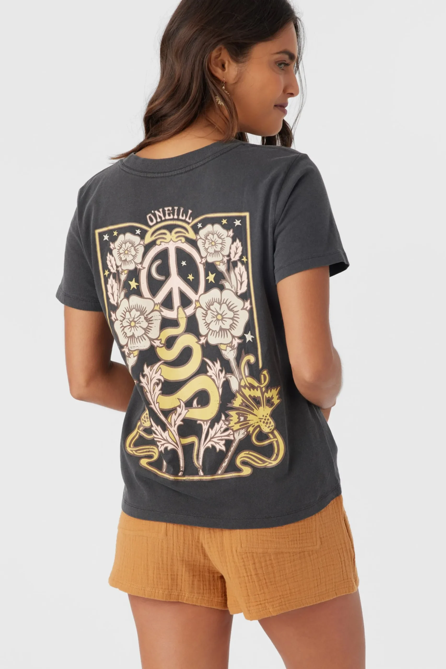 ADORNED TEE