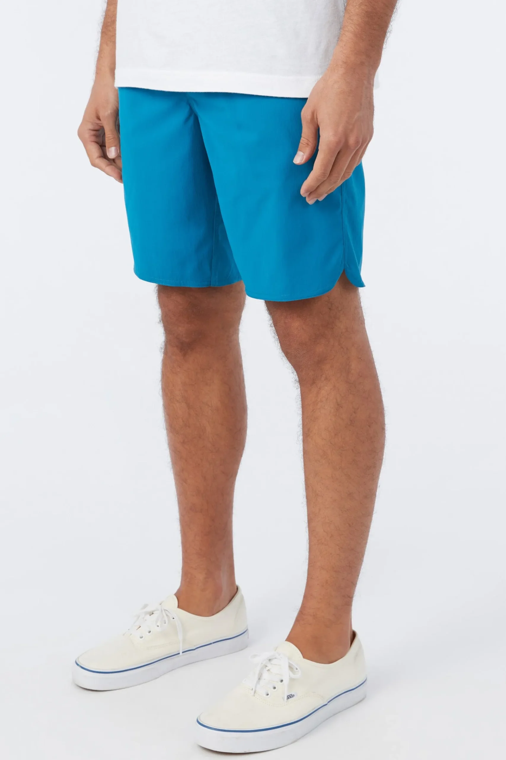 TRVLR CAMINO 18" HYBRID SHORTS