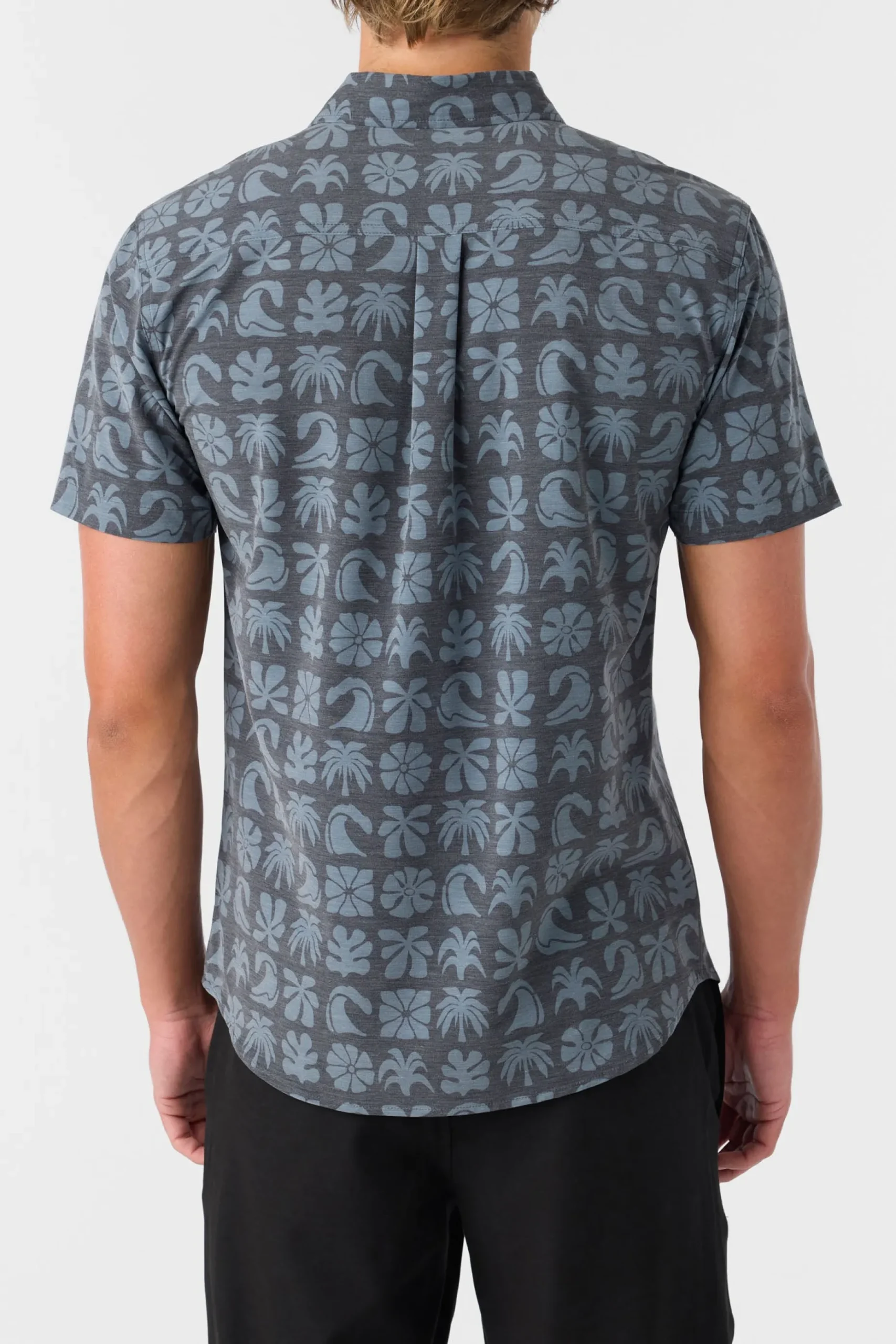 TRVLR UPF TRAVERSE STANDARD FIT SHIRT
